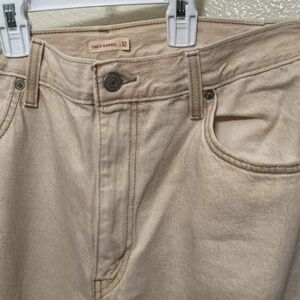 Levi’s clench barrel jean